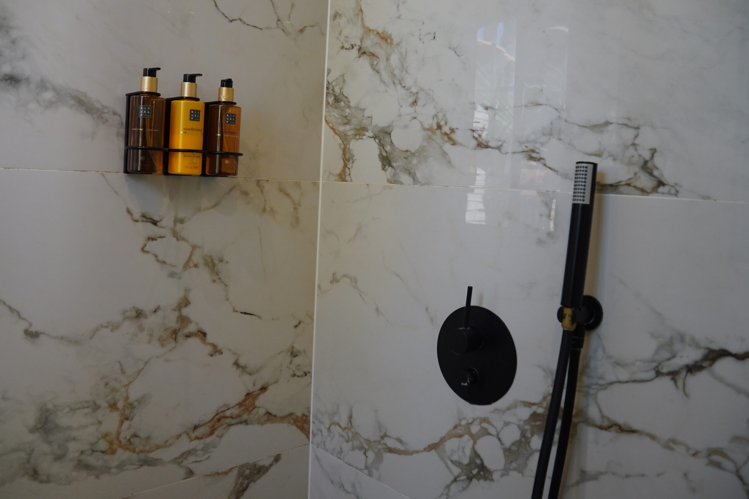 com.apple.foundation.nsitemprovider.j40y77